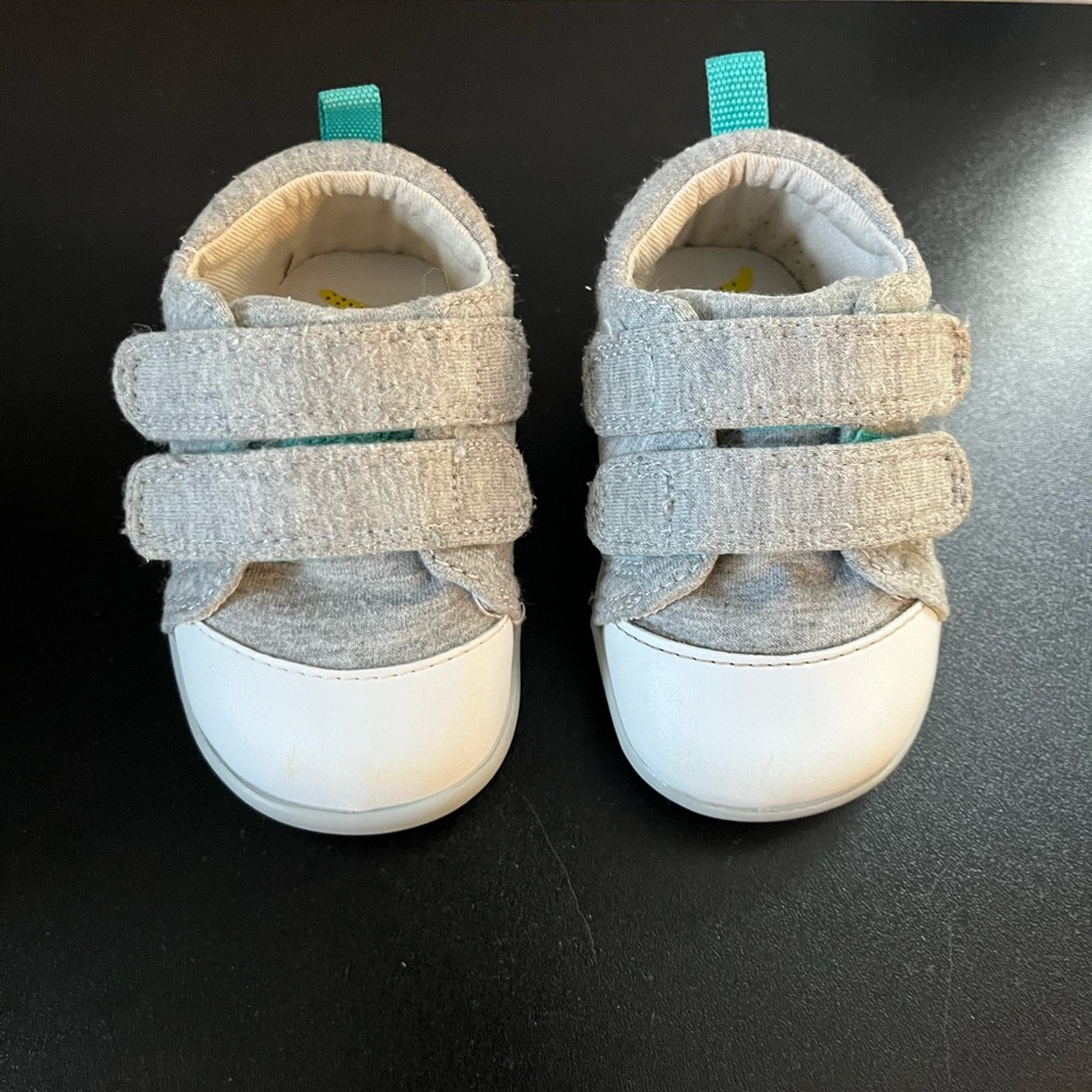 Ten Little First Walker Shoes size 4